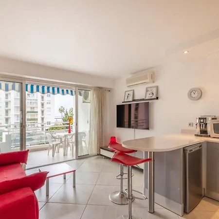 Les Tropiques Bord De Juan Les Pins Appartement *